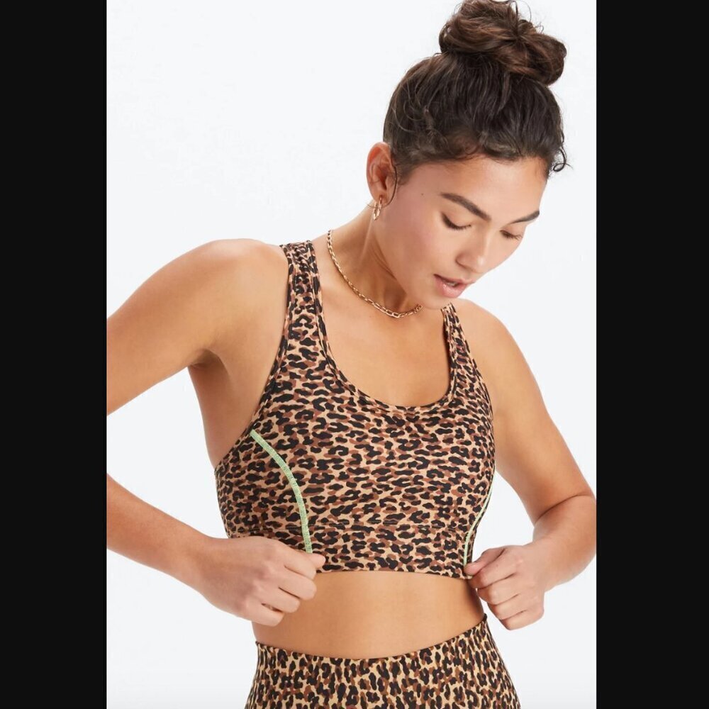 Fabletics Wavy Cheetah On-The-Go Medium Impact Sports Bra XXS